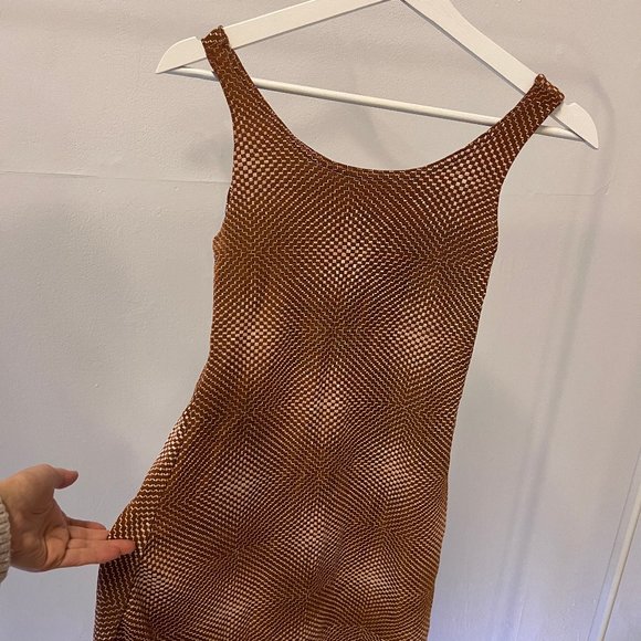 Sleeveless Summer Sporty Dress - Picture 3 of 3